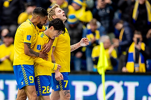 Yuito Suzuki, m�lscorer  (Br�ndby IF), Nicolai Vallys  (Br�ndby IF), Ohi Omoijuanfo  (Br�ndby IF)