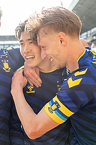 Yuito Suzuki, m�lscorer  (Br�ndby IF), Daniel Wass, anf�rer  (Br�ndby IF)