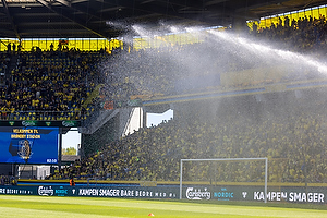 Klik for at se eller bestil foto