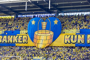 Klik for at se eller bestil foto