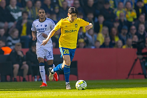 Yuito Suzuki  (Br�ndby IF)