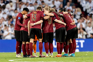 Klik for at se eller bestil foto