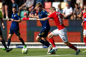 Nicolai Vallys  (Br�ndby IF), Pelle Mattsson  (Silkeborg IF)
