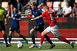 Nicolai Vallys  (Br�ndby IF), Pelle Mattsson  (Silkeborg IF)