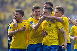 Filip Bundgaard (Brøndby IF), Jacob Rasmussen (Brøndby IF), Rasmus Lauritsen, målscorer (Brøndby IF), Sebastian Sebulonsen (Brøndby IF)