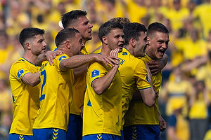 Rasmus Lauritsen, målscorer (Brøndby IF), Filip Bundgaard (Brøndby IF), Josip Radosevic (Brøndby IF), Marko Divkovic (Brøndby IF)