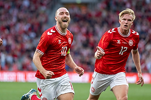 Christian Eriksen, m�lscorer  (Danmark), Victor Kristiansen  (Danmark)