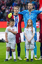 Marttin �degaard  (Norge), �rjan Nyland  (Norge)