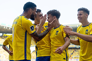 Filip Bundgaard, m�lscorer  (Br�ndby IF), Ohi Omoijuanfo  (Br�ndby IF)