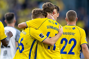 Mathias Kvistgaarden  (Br�ndby IF), Oscar Schwartau  (Br�ndby IF)