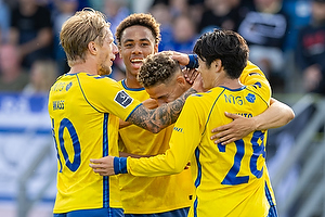 Clement Bischoff, m�lscorer  (Br�ndby IF), Yuito Suzuki  (Br�ndby IF), Daniel Wass  (Br�ndby IF)