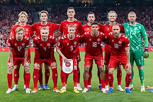 Kasper Schmeichel  (Danmark), Joachim Andersen  (Danmark), Jannik Vestergaard  (Danmark), Victor Nelsson  (Danmark), Albert Gr�nb�k  (Danmark), Christian Eriksen  (Danmark), Kasper Dolberg  (Danmark), Victor Kristiansen  (Danmark), Alexander Bah  (Danmark), Morten Hjulmand  (Danmark), Pierre Emilie H�jbjerg  (Danmark)