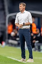 Lars Knudsen, cheftr�ner  (Danmark)