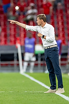 Lars Knudsen, cheftr�ner  (Danmark)