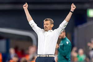 Lars Knudsen, cheftr�ner  (Danmark)