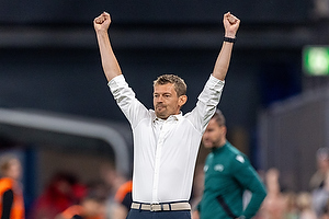 Lars Knudsen, cheftr�ner  (Danmark)