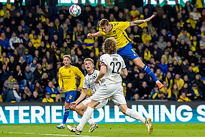 Mileta Rajovic (Brøndby IF), Mads Bech, anfører (FC Midtjylland)