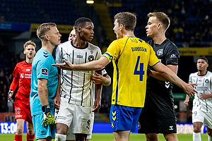 Ousmane Diao (FC Midtjylland), Patrick Pentz (Brøndby IF), Jacob Rasmussen (Brøndby IF), Jacob Karlsen, Dommer