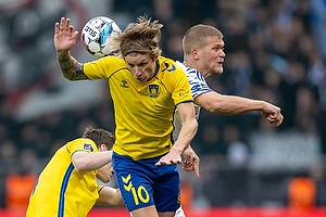 Daniel Wass  (Br�ndby IF), Andreas Cornelius  (FC K�benhavn)