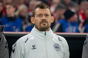 Lars Knudsen, assistenttr�ner  (Danmark)