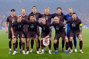 Kasper Schmeichel  (Danmark), Joachim Andersen  (Danmark), Jannik Vestergaard  (Danmark), Albert Gr�nb�k  (Danmark), Rasmus H�jlund  (Danmark), Christian Eriksen  (Danmark), Christian N�rgaard  (Danmark), Victor Kristiansen  (Danmark), Alexander Bah  (Danmark), Morten Hjulmand  (Danmark), Pierre Emilie H�jbjerg  (Danmark)