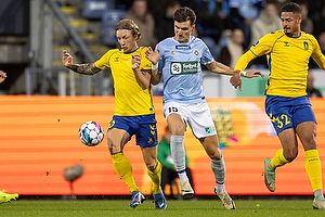 Daniel Wass  (Br�ndby IF), Frederik Alves Ibsen  (Br�ndby IF), Lirim Qamili  (S�nderjyskE) 