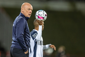 Uwe R�sler, cheftr�ner  (Agf)