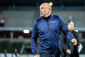 Uwe R�sler, cheftr�ner  (Agf)