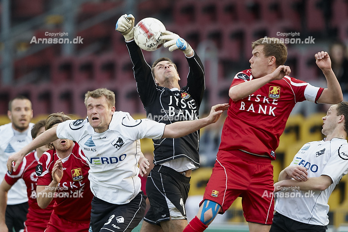 Jesper Hansen (FC Nordsjlland), Anders Egholm, anfrer (Randers FC)