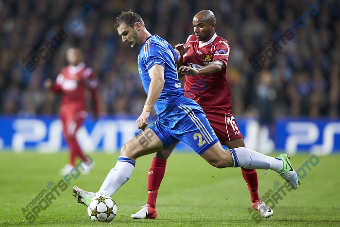 Branislav Ivanovic (Chelsea FC), Joshua John (FC Nordsjlland)
