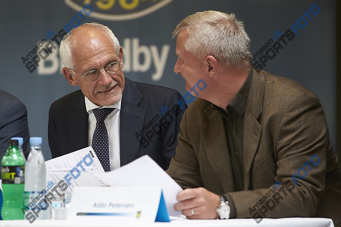 N. E. Nielsen, bestyrelsesmedlem (Brndby IF), Aldo Petersen, bestyrelsesformand (Brndby IF)