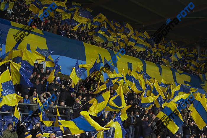 Brndby Stadion kldt i flag